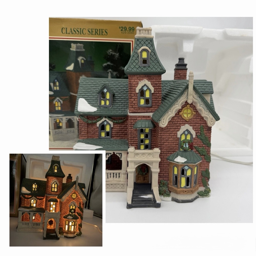 VTG 1998 Dickens Collectibles Classic Series Red Brick House 429-2090 Light +Box